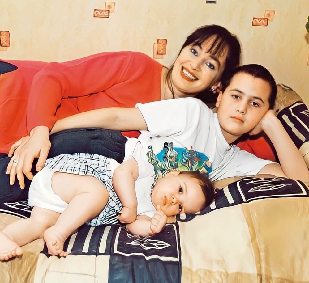лариса гузеева и ее дети фото 2023