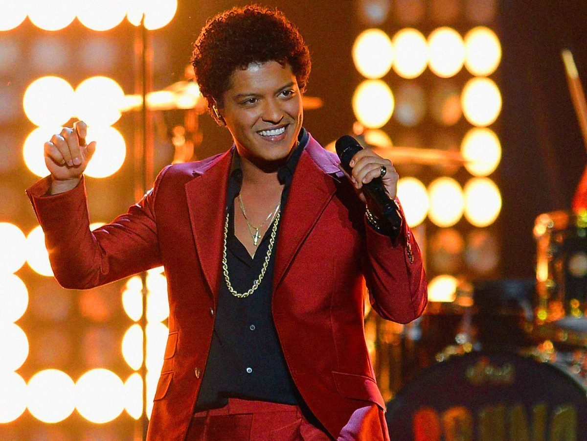 Американские исполнители музыки. Бруно Марс. Bruno Mars 2021. Певец Бруно Марс. Бруно Марс 2022.