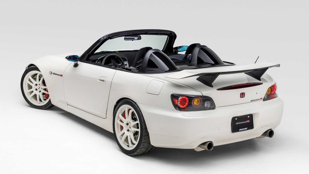 Хонда s2000 с девушкой