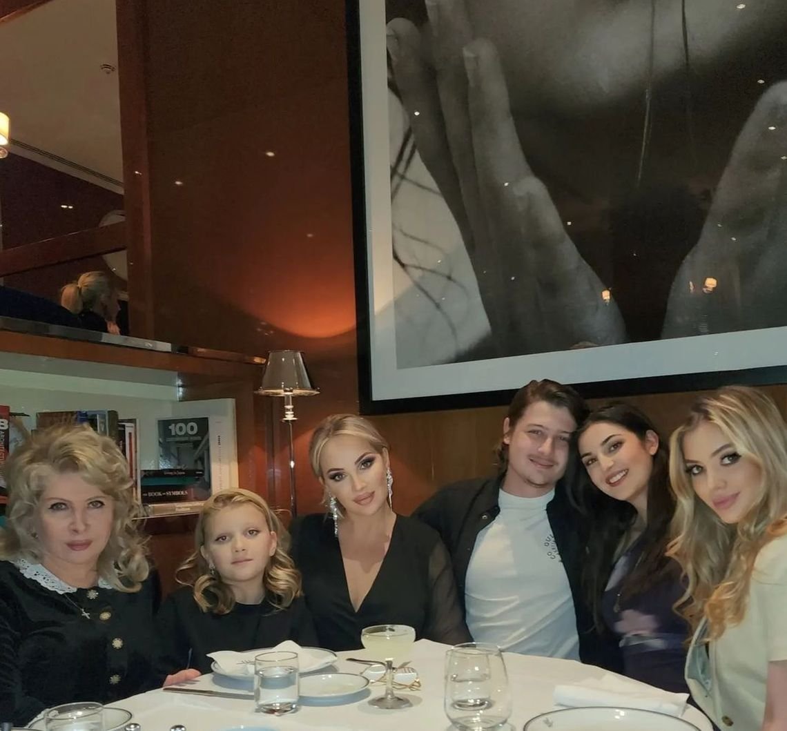 фото семьи стаса михайлова 2023 год