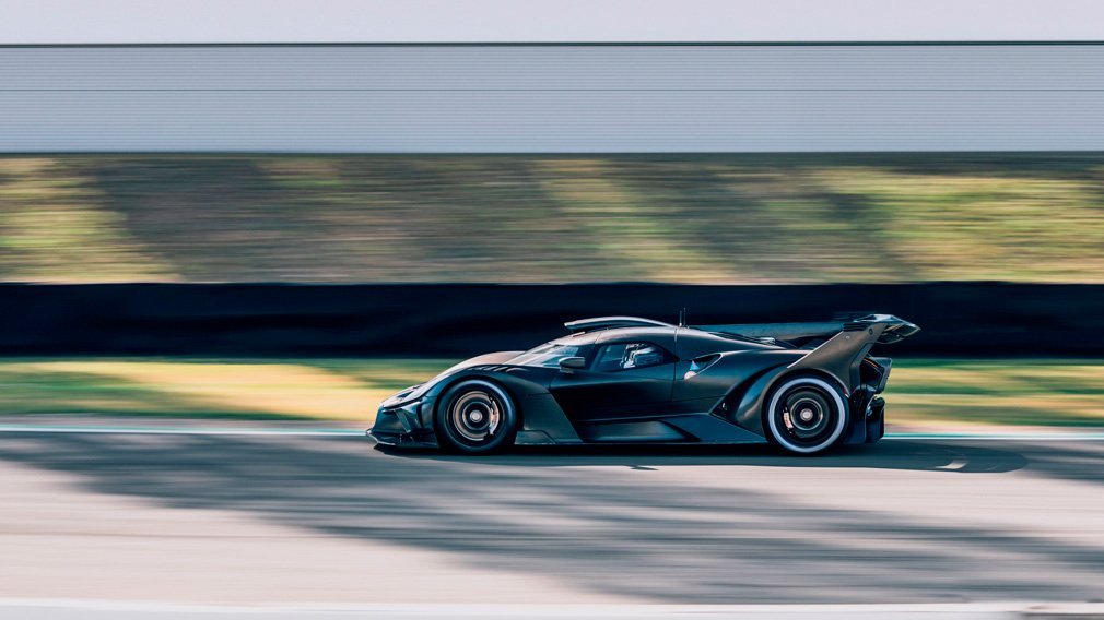 Гиперкар Lamborghini 2020