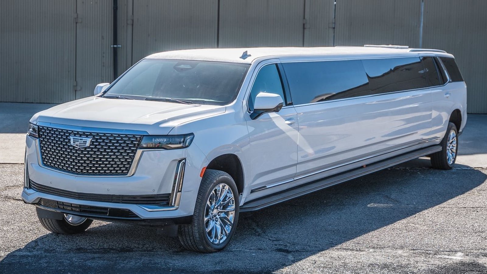 Cadillac Escalade Limo 2020