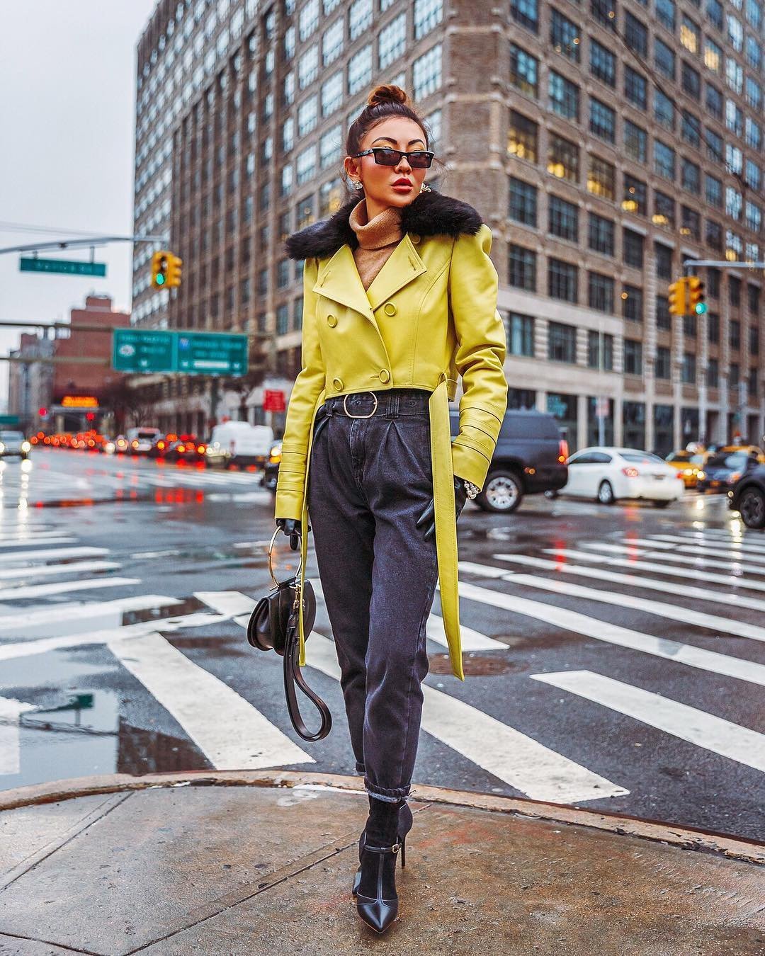 образы на весну с курткой. стильные весенние образы. образы на весну с курткой. стильные образы.