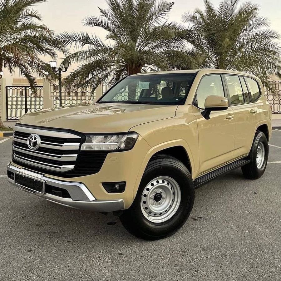 toyota land cruiser sand color brown interior. - Ilustrasi 2